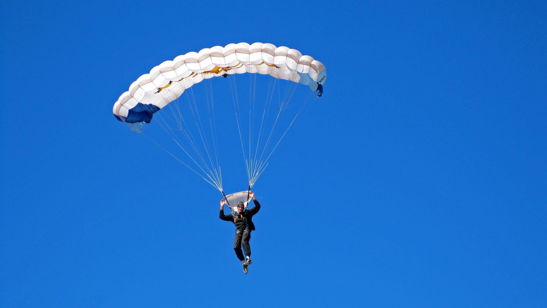 女子队推动橄榄球多元文化发展，女子橄榄球联合队